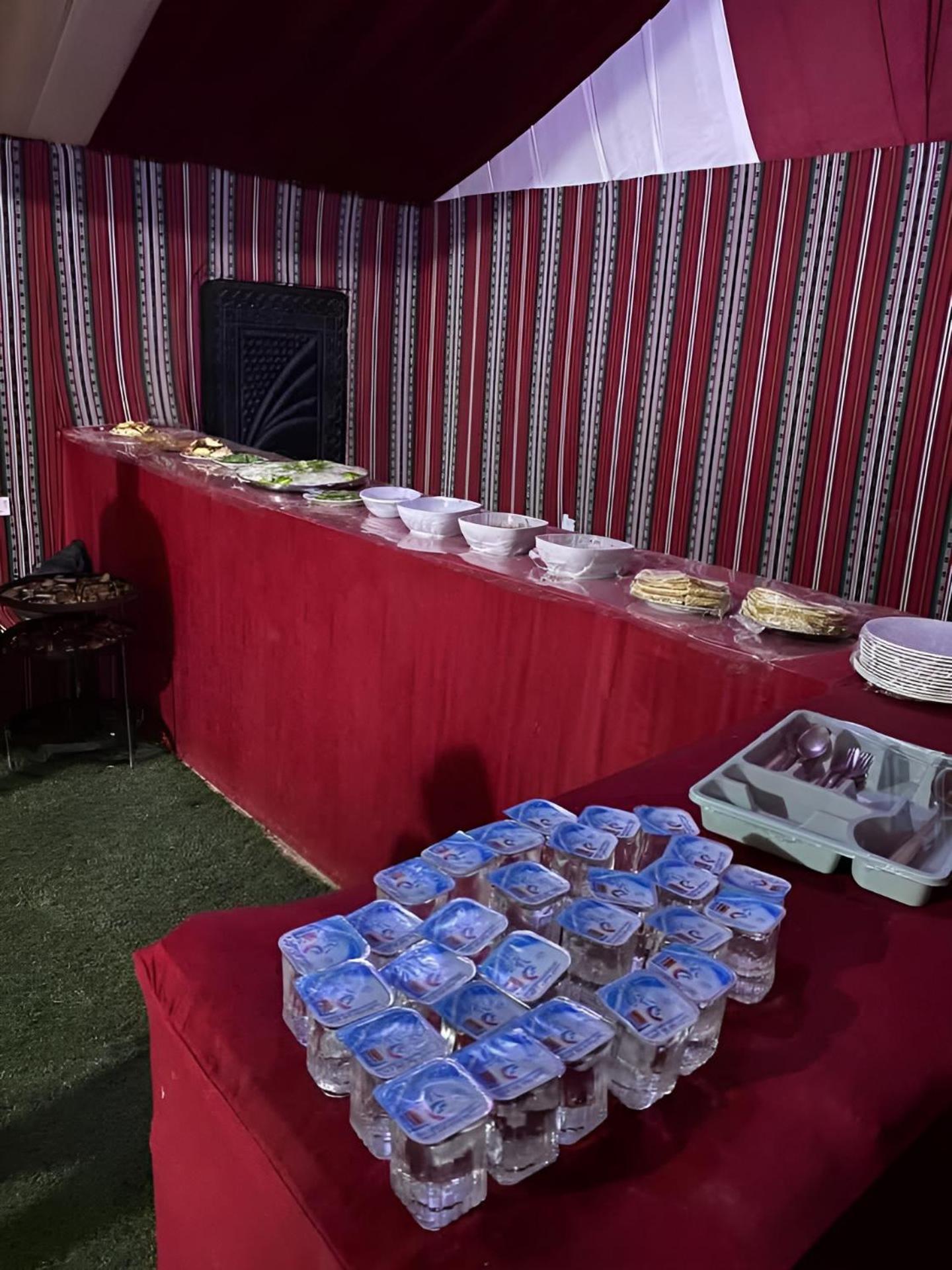 Отель Wadi Rum Caeser Camp Экстерьер фото