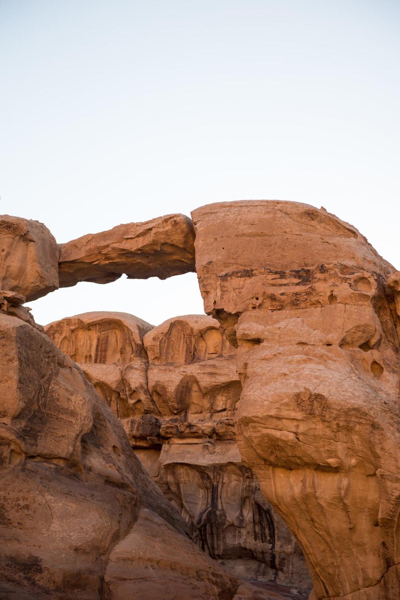 Отель Wadi Rum Caeser Camp Экстерьер фото