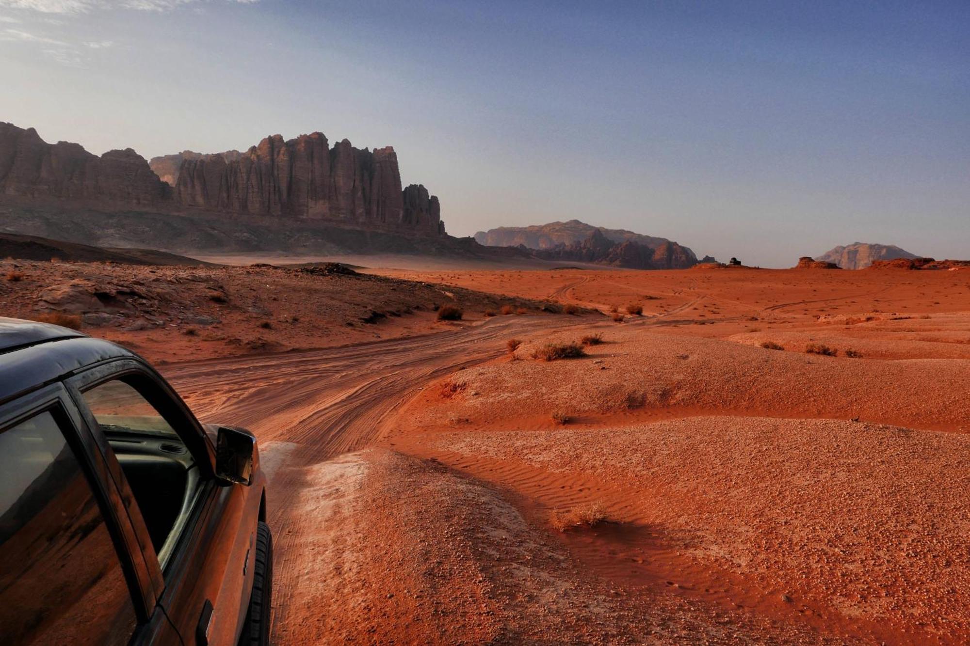 Отель Wadi Rum Caeser Camp Экстерьер фото